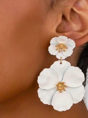 Gold Floral Stick-On Earrings - Pack of Decorative Flower Studs